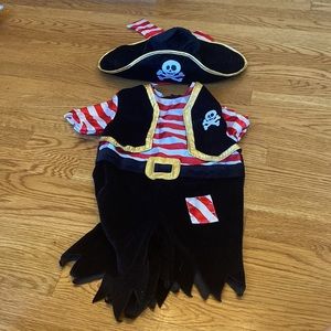 Infant Pirate Costume (3-6 Months)